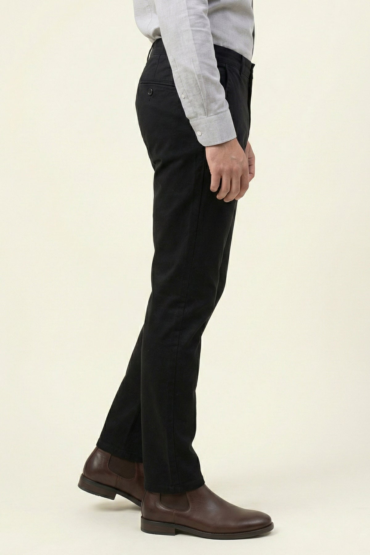 Attire Hub Mens Pure Cotton Black Solid Chinos