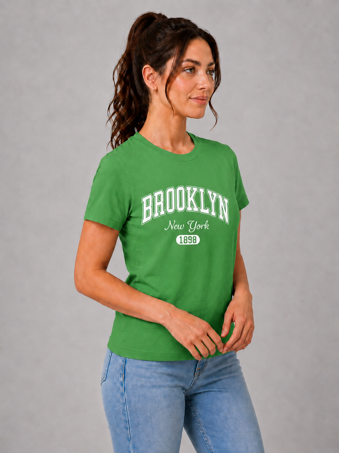 Attire Hub Womens Pure Cotton Grass Green Brroklyn Printed Round T-Shirt