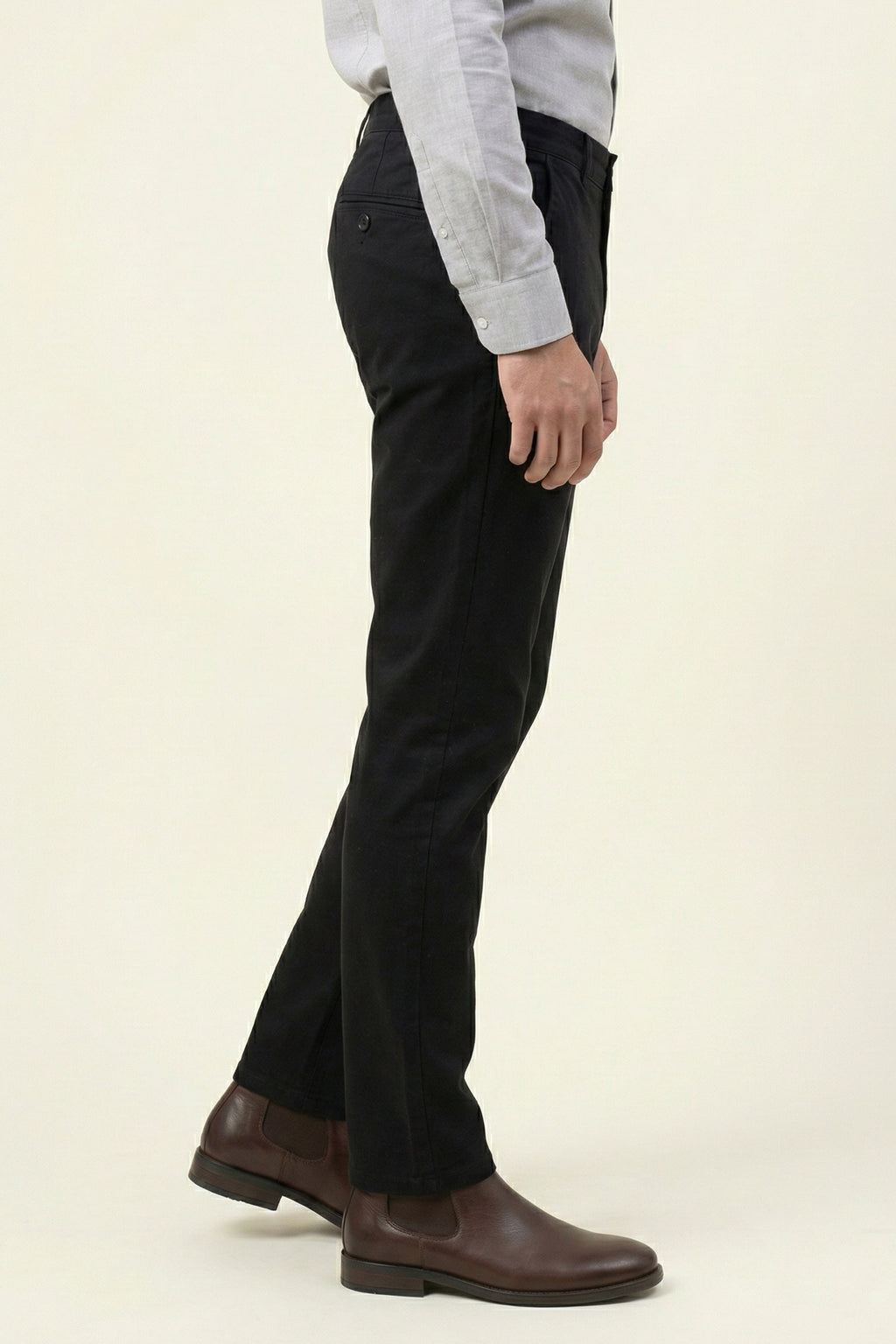 Attire Hub Mens Pure Cotton Black Solid Chinos